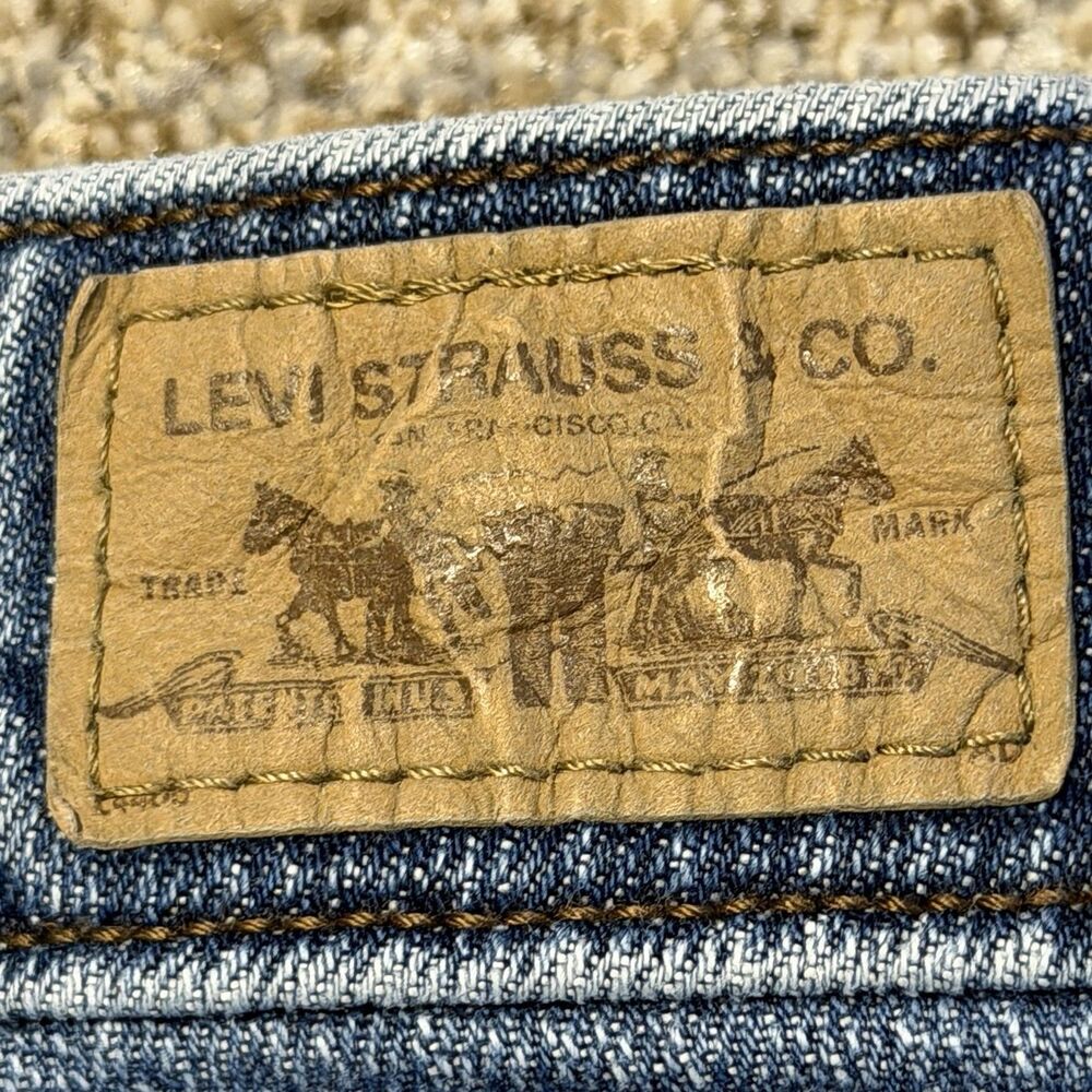 Levi's 545 Capri Jeans Women's Size 4 Medium Wash Denim Cropped Y2K Vintage 2008 - Picture 13 of 15